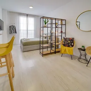 Exquisito Estudio En El Centro De Apartamento