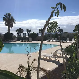 https://los-martines.adeje-hotels.com